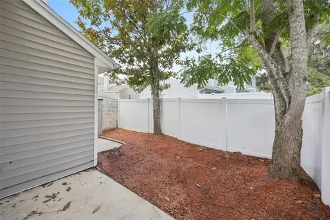 215 Arbor Circle Sanford FL 32773
