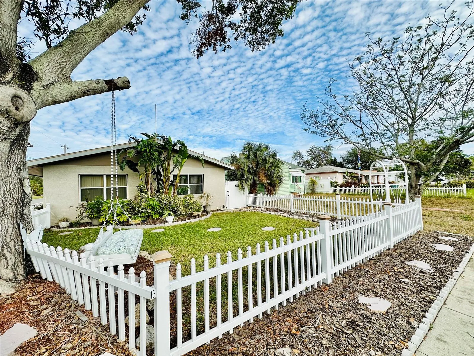 St Petersburg FL 33705