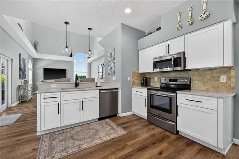 11123 Clayridge Drive Tampa FL 33635