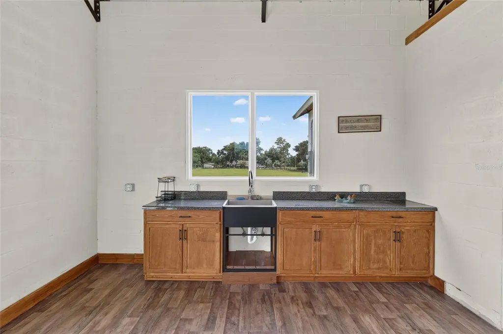 8544 NW 160th Avenue Morriston FL 32668