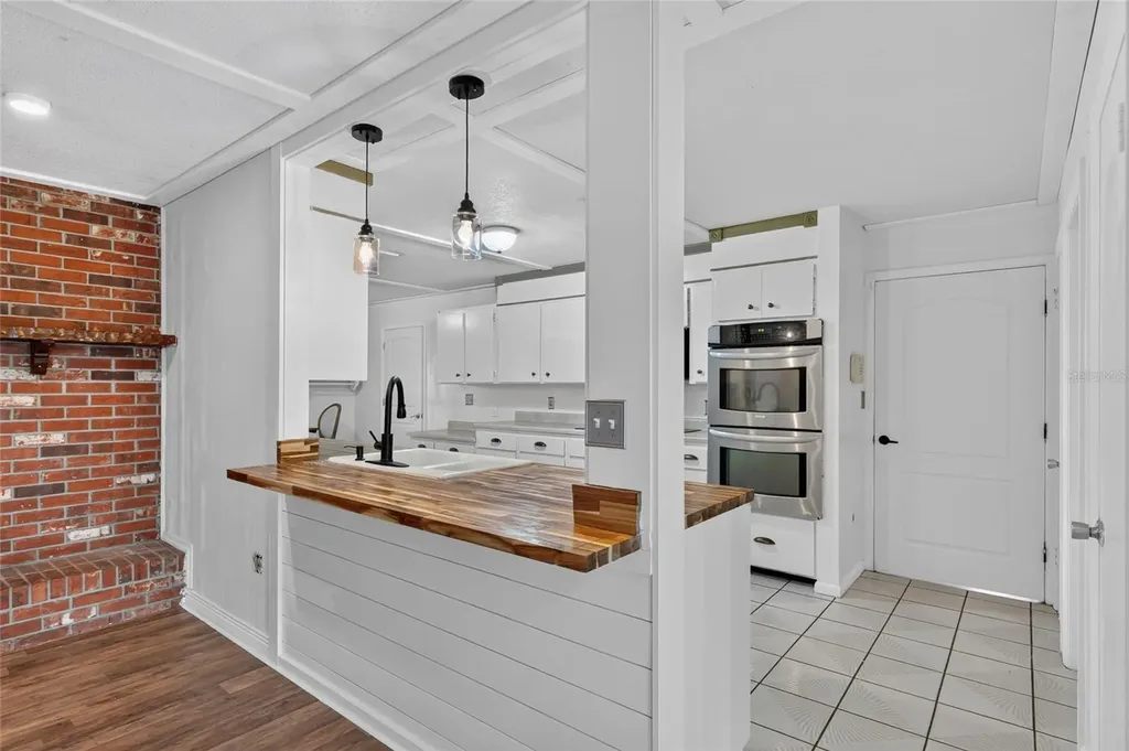 8544 NW 160th Avenue Morriston FL 32668