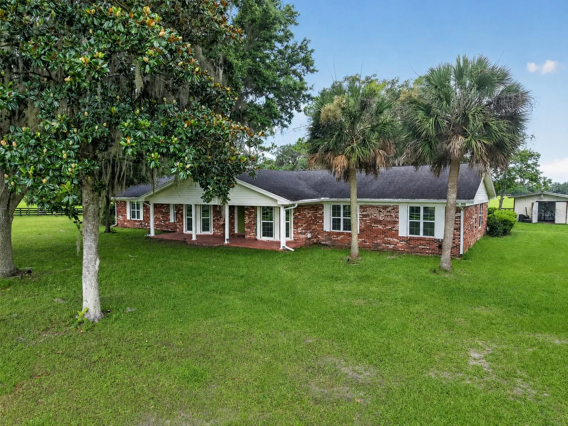 8544 NW 160th Avenue Morriston FL 32668