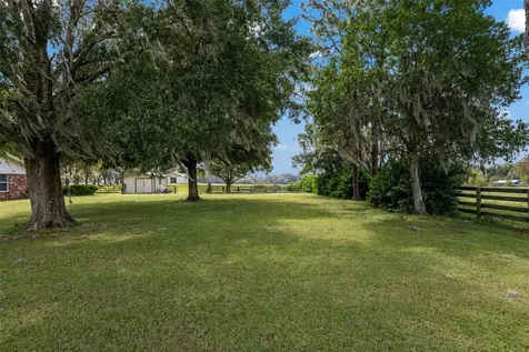 8544 NW 160th Avenue Morriston FL 32668