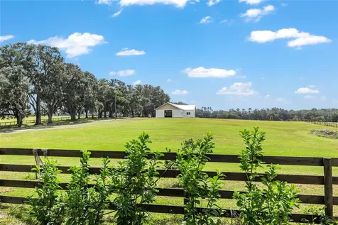 8544 NW 160th Avenue Morriston FL 32668