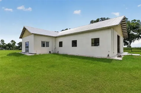 8544 NW 160th Avenue Morriston FL 32668