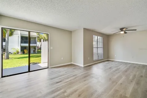 726 Haven Place Tarpon Springs FL 34689