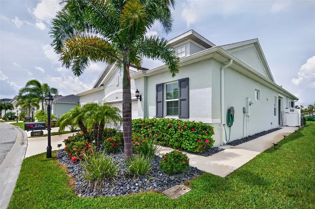 1867 Nottingham Trail Punta Gorda FL 33980