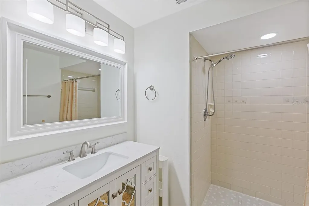 5265 E Bay Drive Clearwater FL 33764