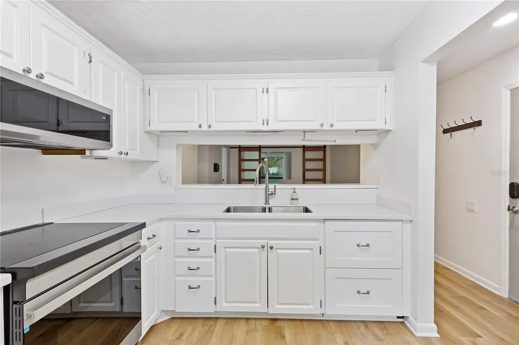 5265 E Bay Drive Clearwater FL 33764