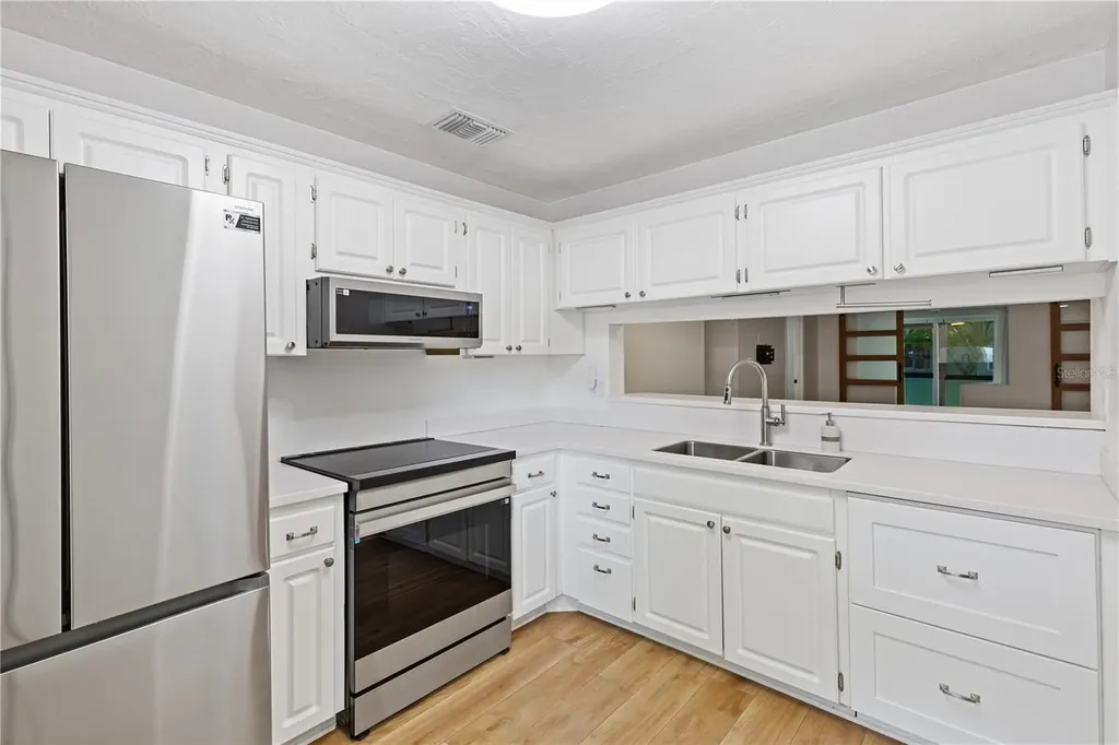 5265 E Bay Drive Clearwater FL 33764
