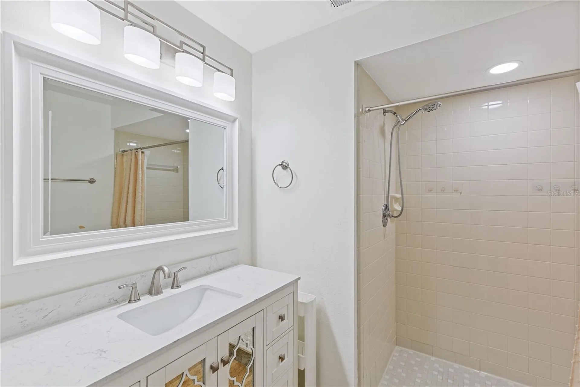 5265 E Bay Drive Clearwater FL 33764