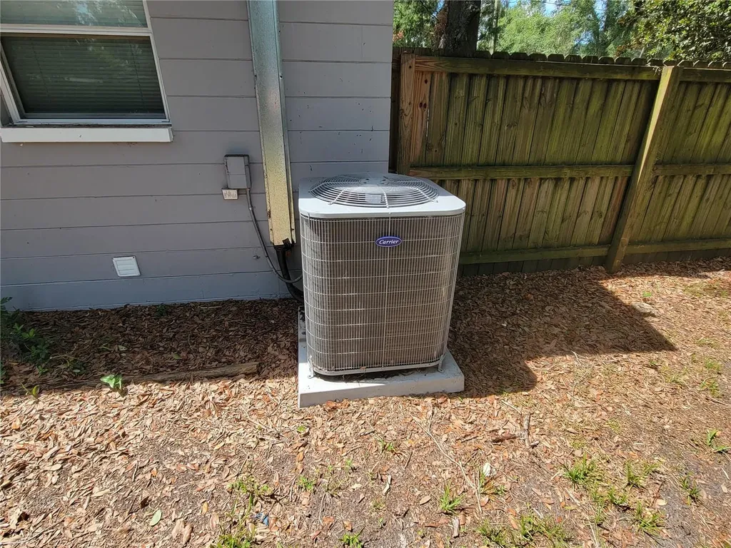26424 SW 1 Street Newberry FL 32669