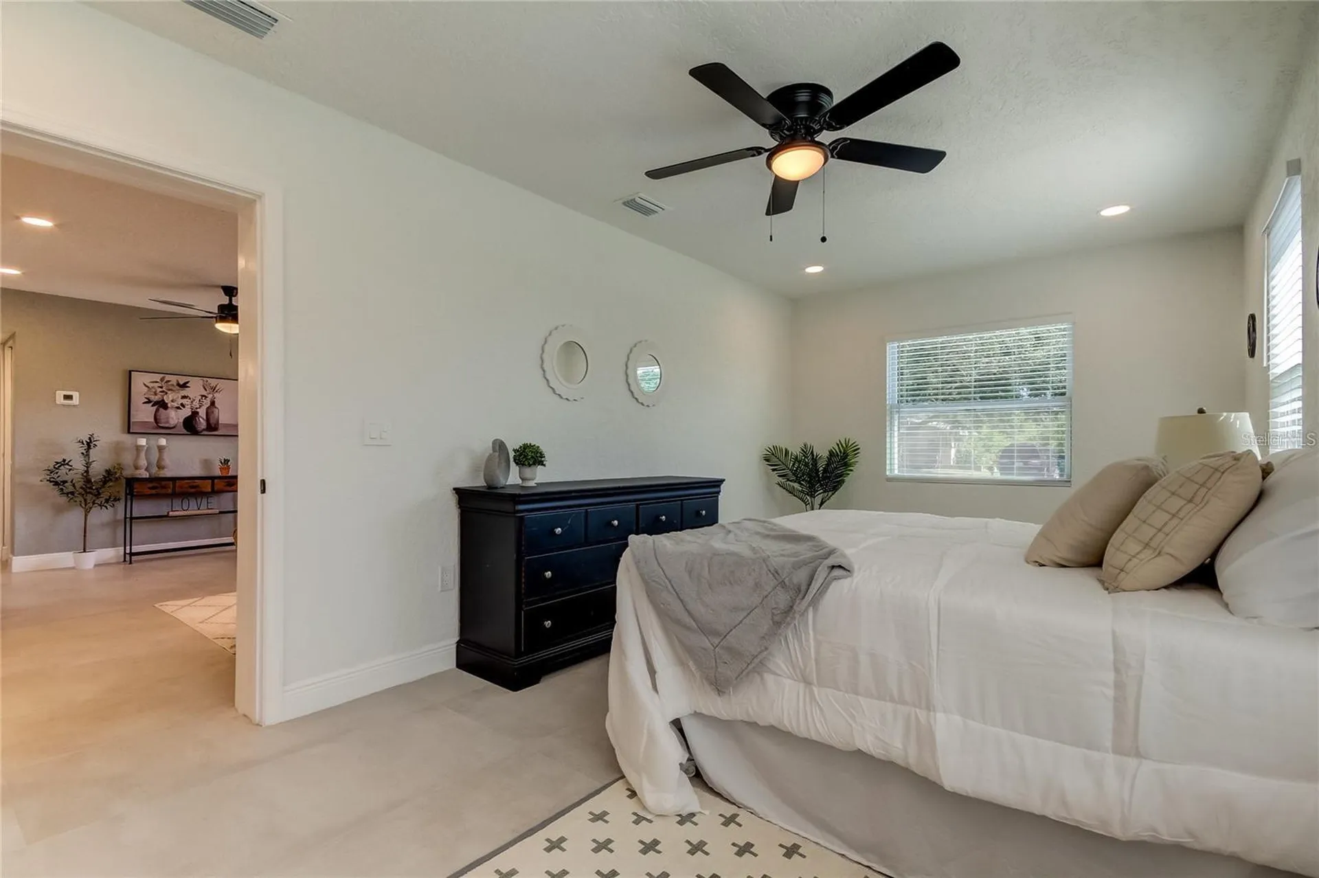 10932 Village Green Avenue Seminole FL 33772