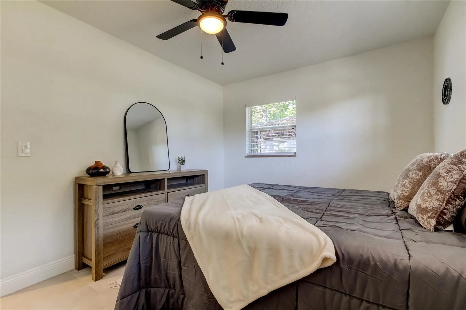 10932 Village Green Avenue Seminole FL 33772
