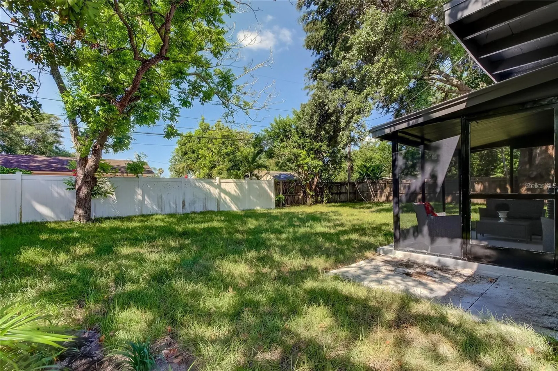 10932 Village Green Avenue Seminole FL 33772