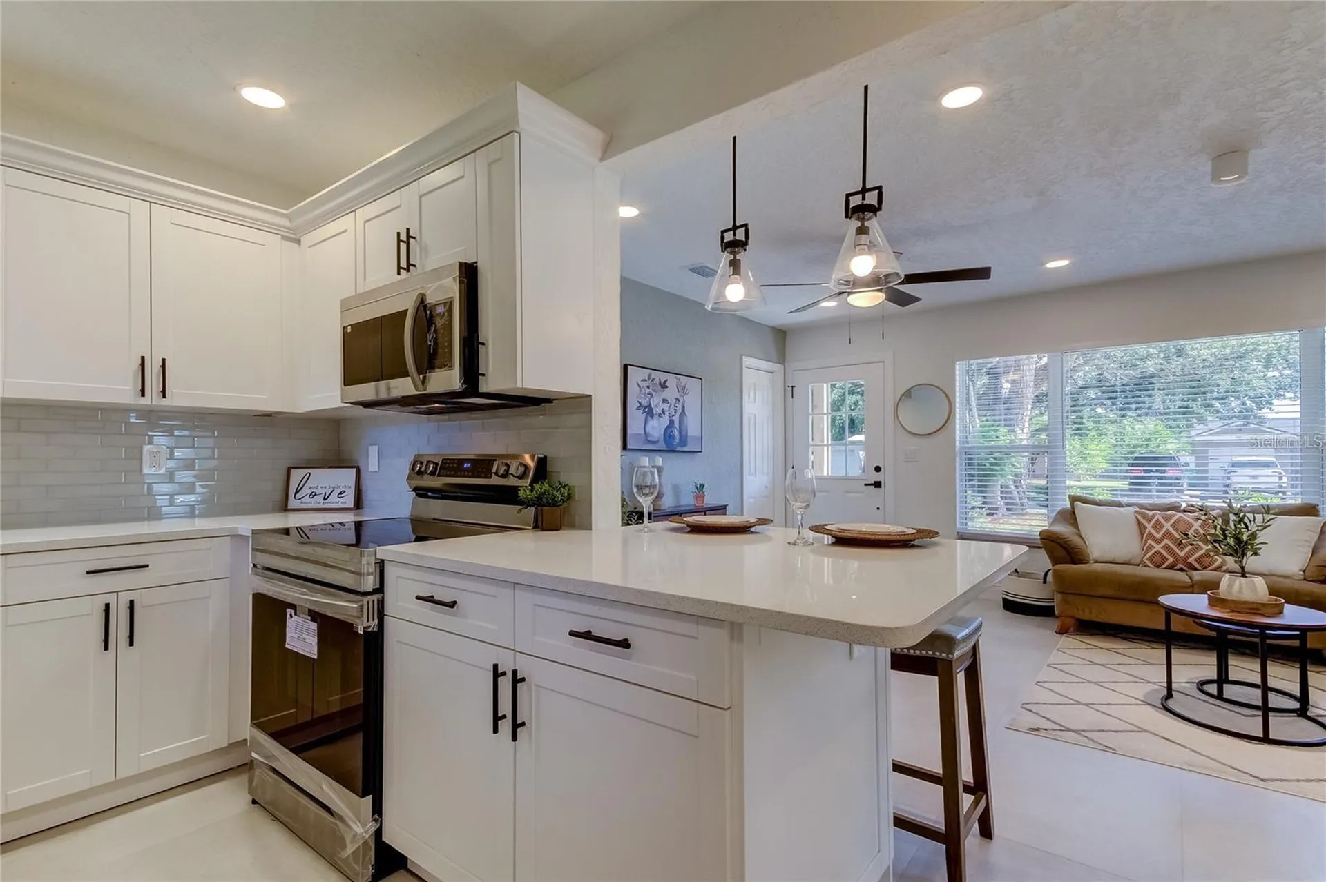 10932 Village Green Avenue Seminole FL 33772