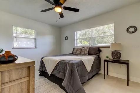 10932 Village Green Avenue Seminole FL 33772