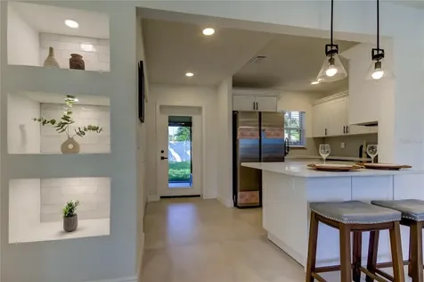 10932 Village Green Avenue Seminole FL 33772