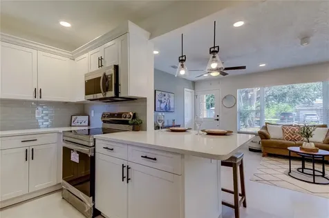 10932 Village Green Avenue Seminole FL 33772