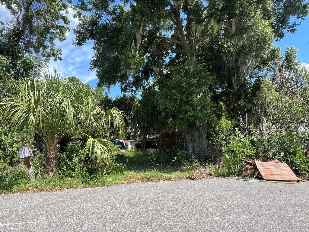 Eustis FL 32726