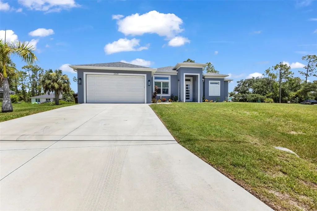 2439 Wilburn Terrace North Port FL 34288