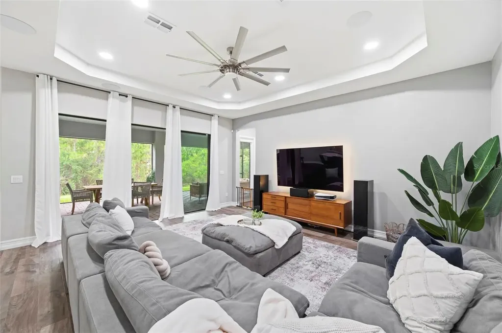 4441 Albero Place Wesley Chapel FL 33543