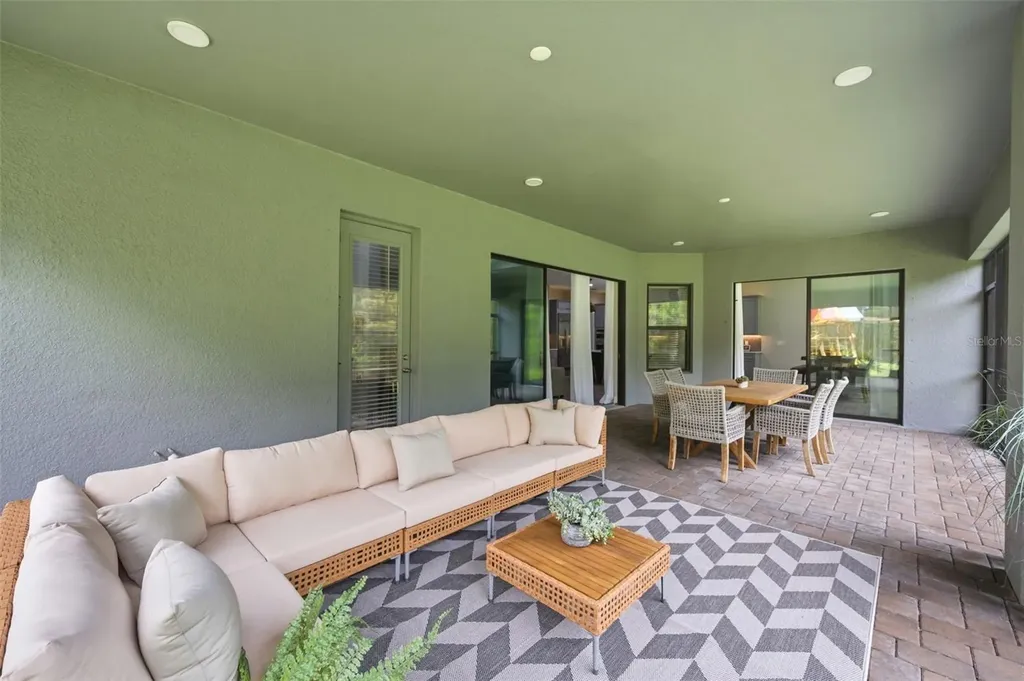 4441 Albero Place Wesley Chapel FL 33543