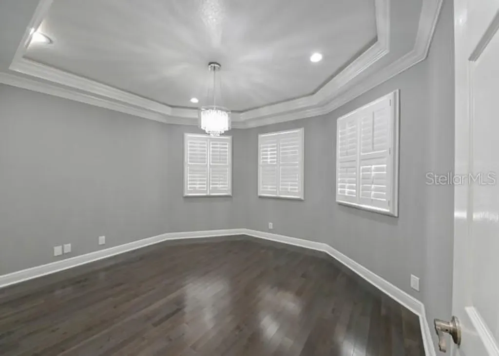 10119 Deercliff Drive Tampa FL 33647