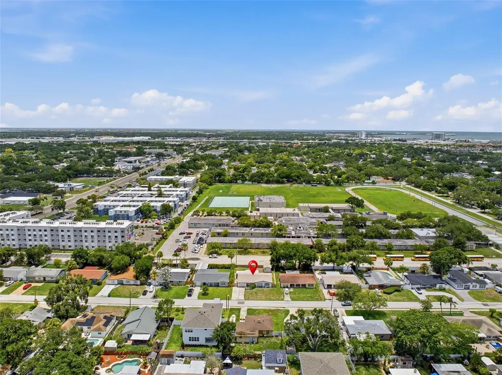 4416 W Bay Court Avenue Tampa FL 33611
