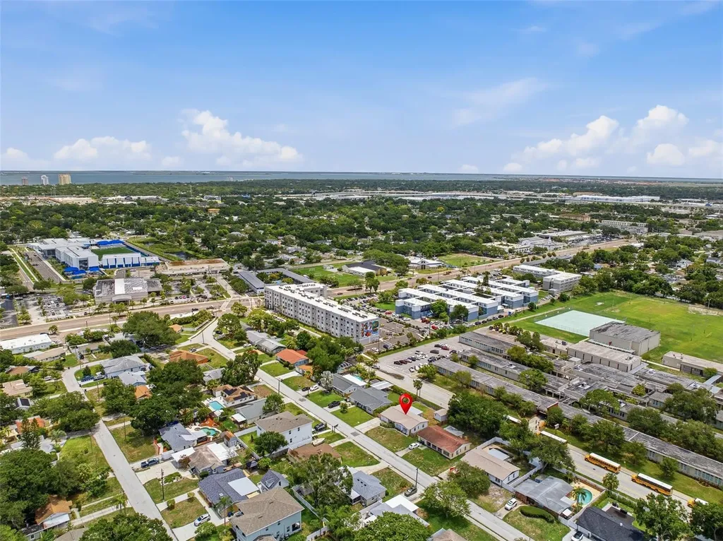 4416 W Bay Court Avenue Tampa FL 33611