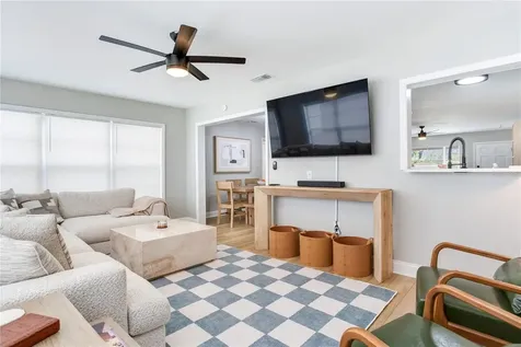 4416 W Bay Court Avenue Tampa FL 33611