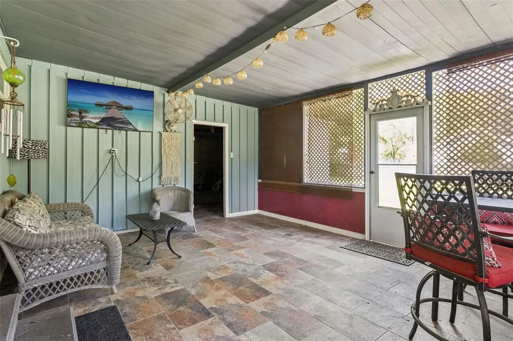 13478 SE 122nd Place Ocklawaha FL 32179