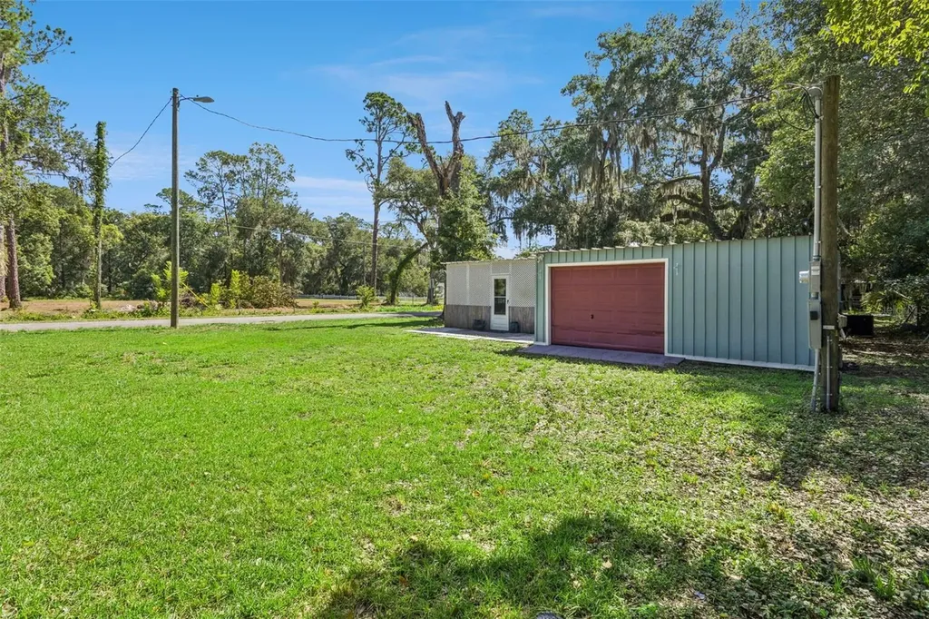 13478 SE 122nd Place Ocklawaha FL 32179
