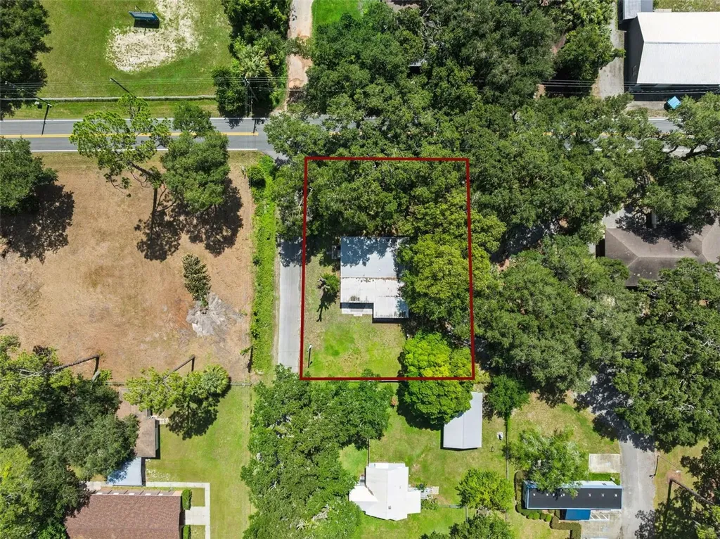 13478 SE 122nd Place Ocklawaha FL 32179