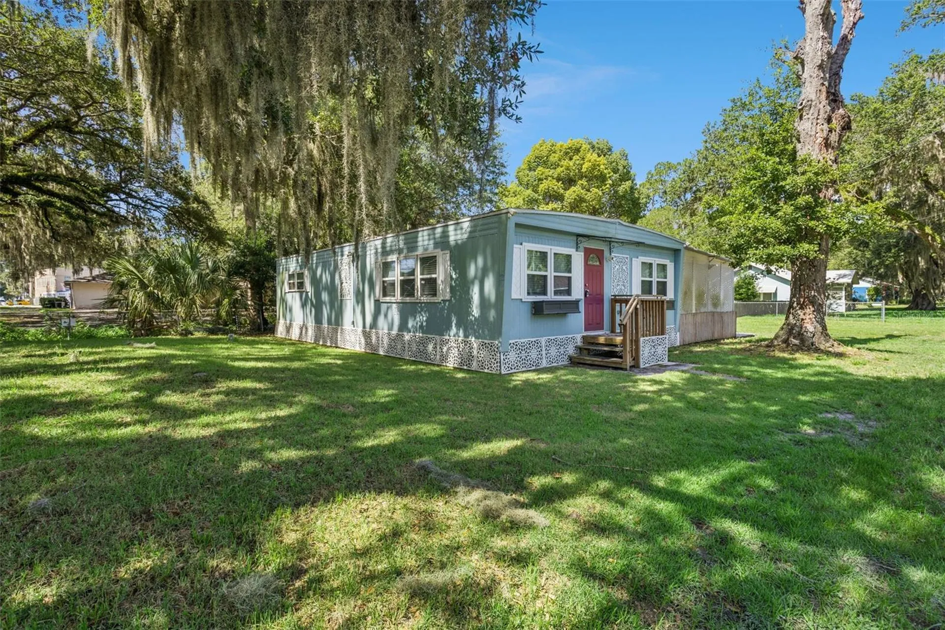 13478 SE 122nd Place Ocklawaha FL 32179