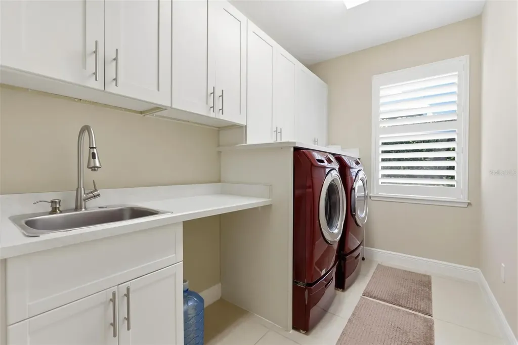 918 S Victoria Hills Drive Deland FL 32724