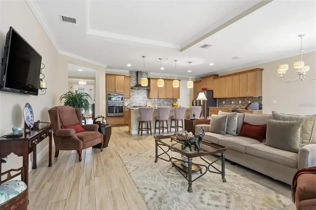 918 S Victoria Hills Drive Deland FL 32724