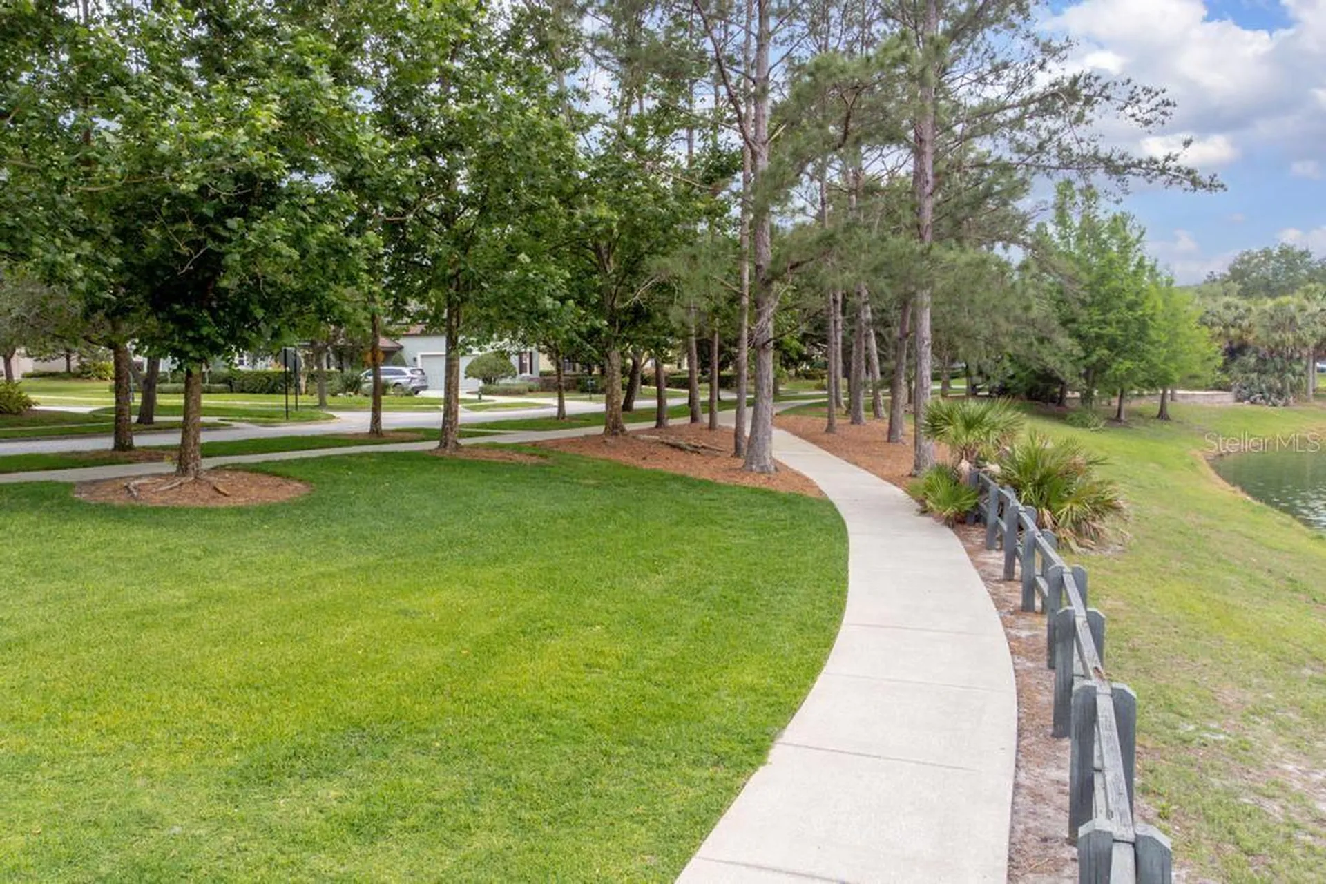 918 S Victoria Hills Drive Deland FL 32724