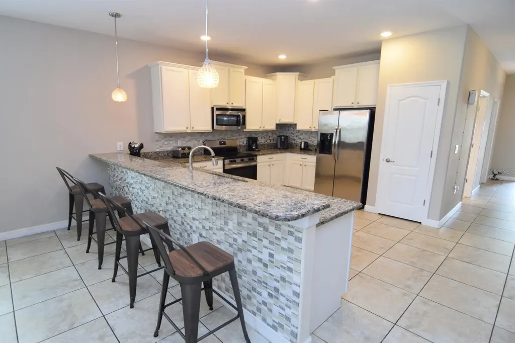1402 Moon Valley Drive Davenport FL 33896