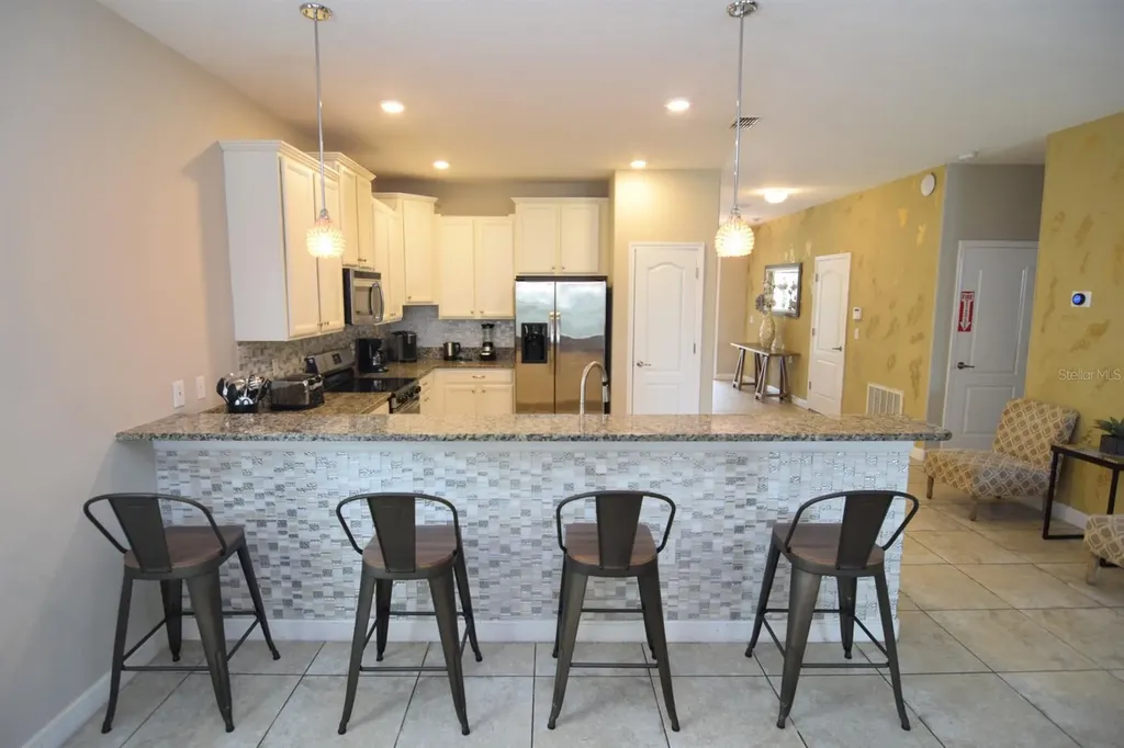 1402 Moon Valley Drive Davenport FL 33896