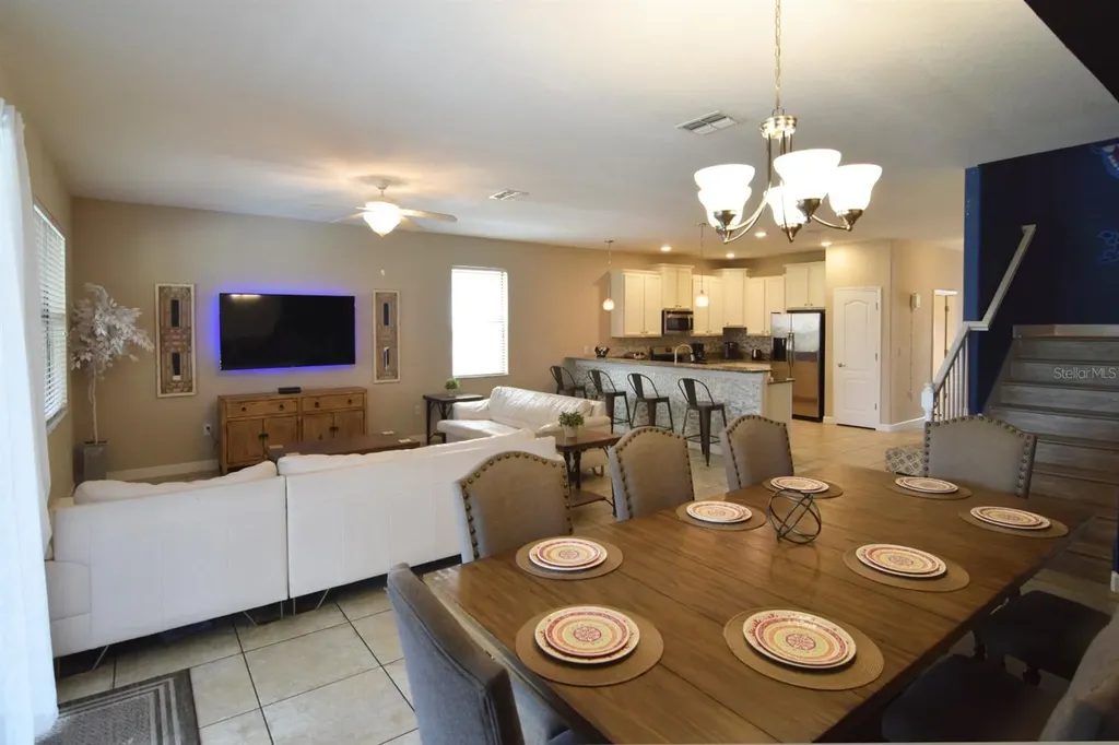 1402 Moon Valley Drive Davenport FL 33896