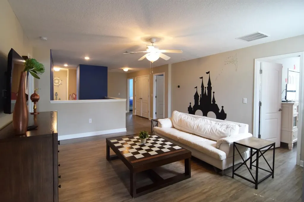 1402 Moon Valley Drive Davenport FL 33896