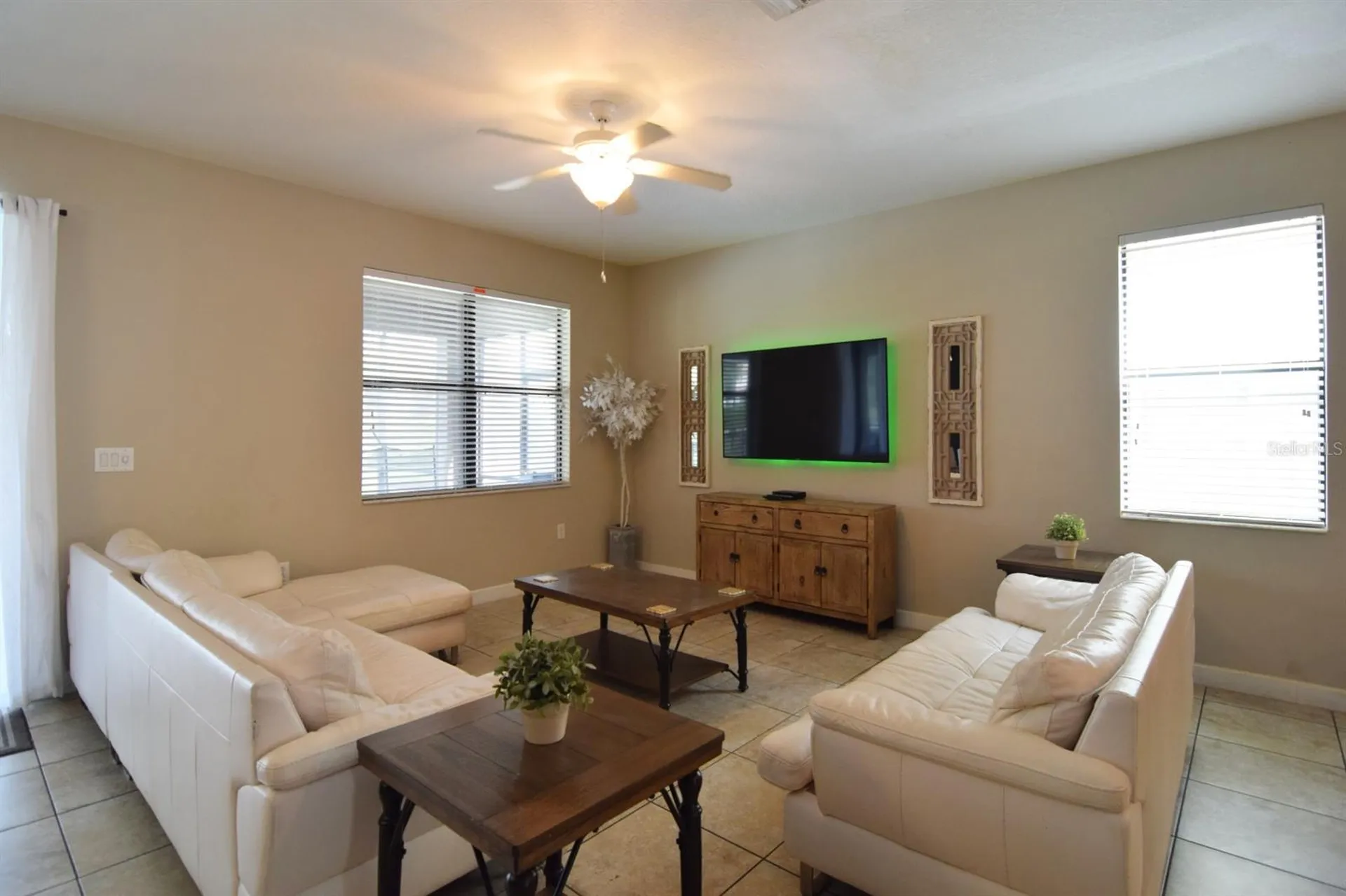 1402 Moon Valley Drive Davenport FL 33896