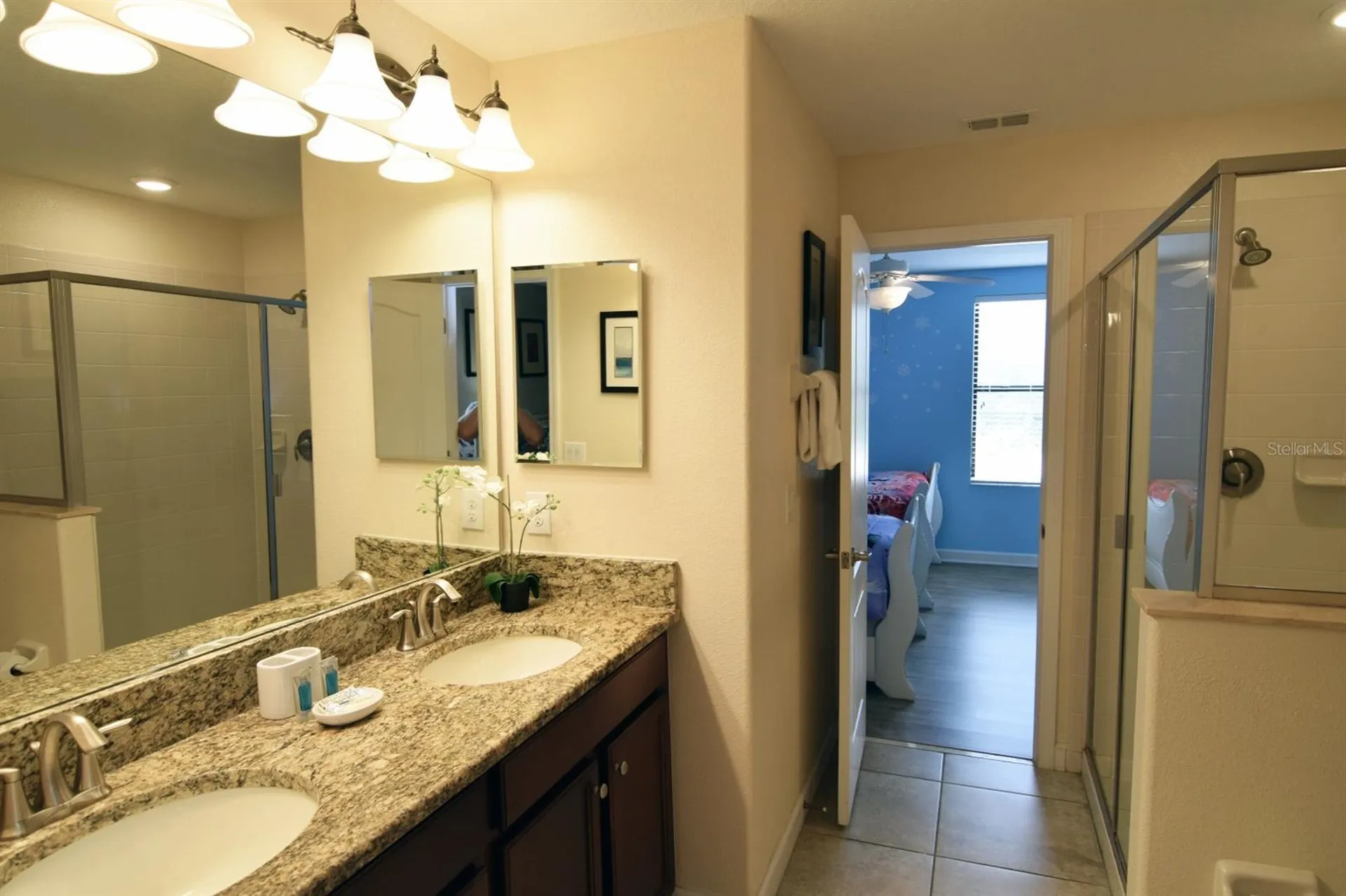 1402 Moon Valley Drive Davenport FL 33896