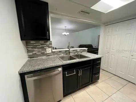 7200 SW 8th Avenue Gainesville FL 32607