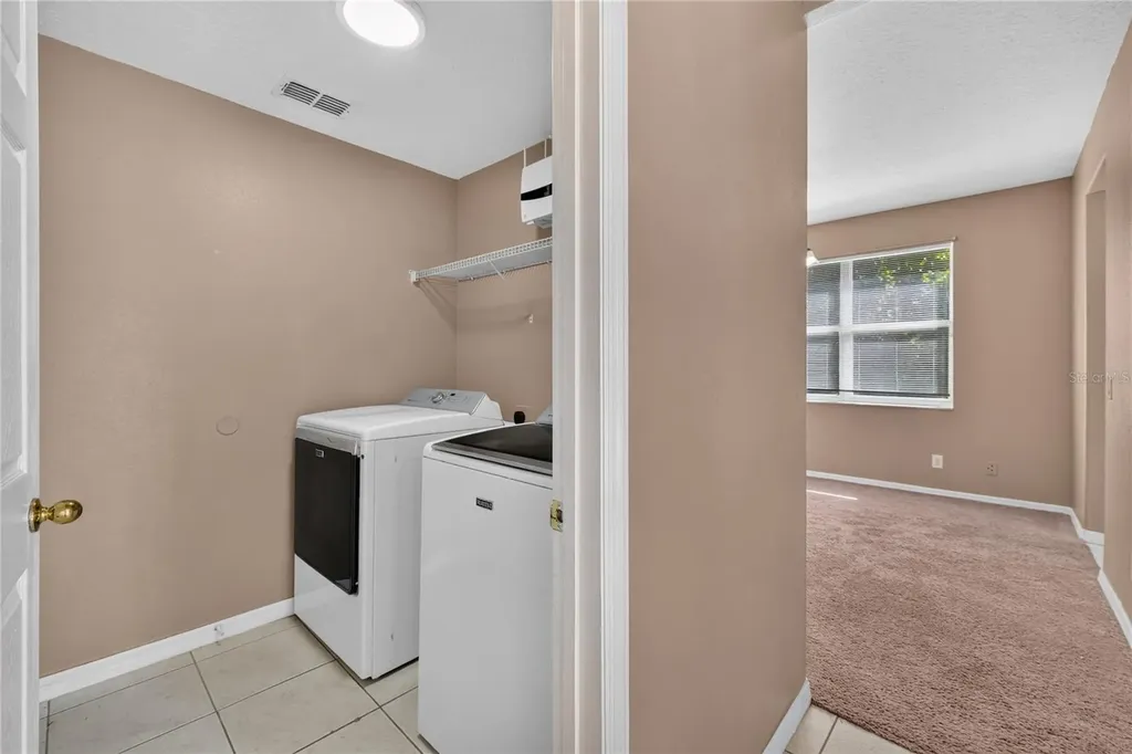 223 Largovista Drive Oakland FL 34787