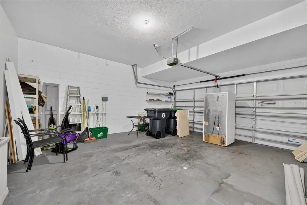 223 Largovista Drive Oakland FL 34787