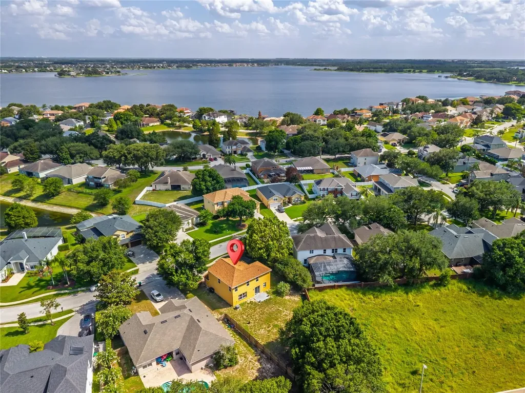 223 Largovista Drive Oakland FL 34787