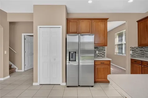 223 Largovista Drive Oakland FL 34787