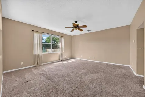 223 Largovista Drive Oakland FL 34787
